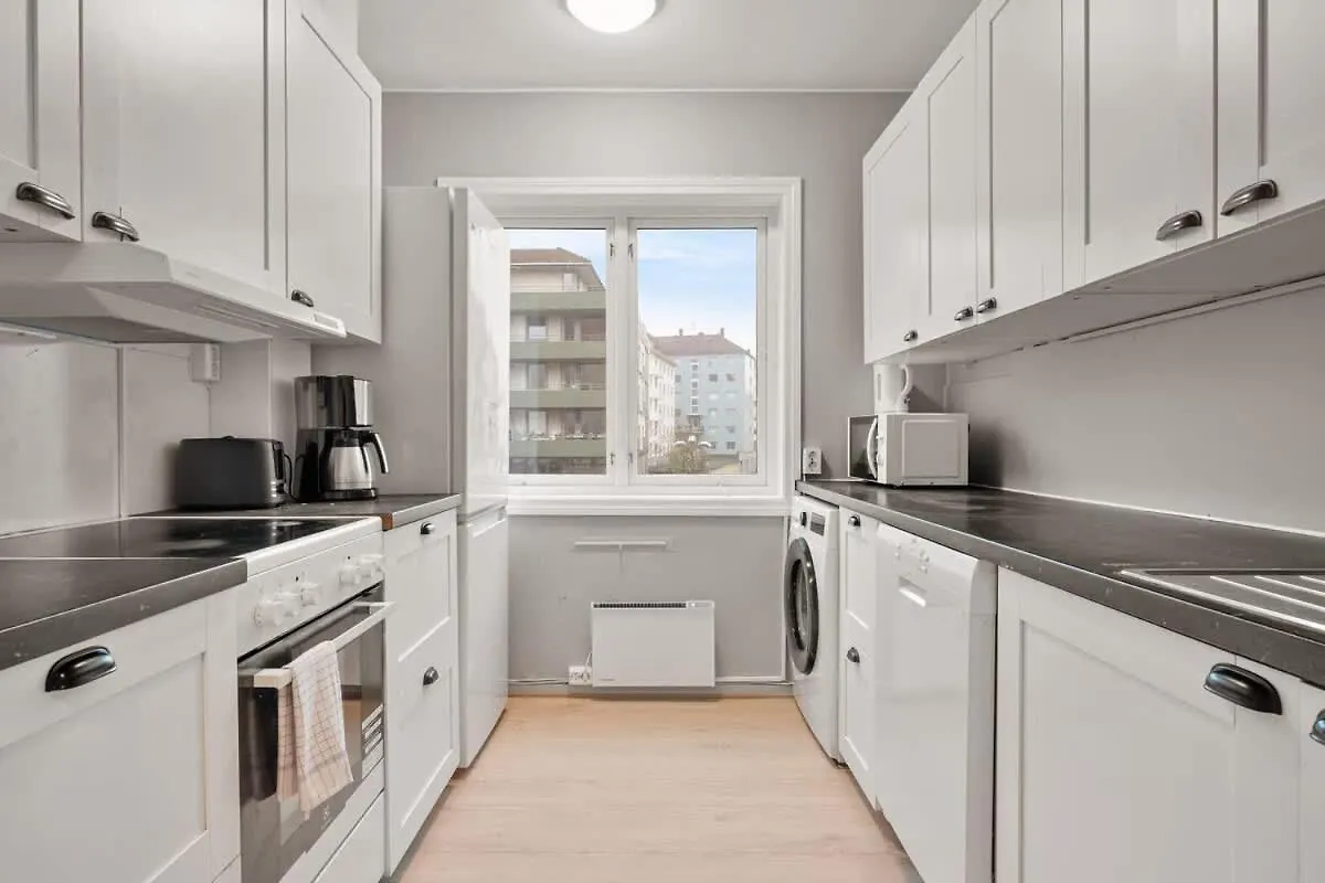 Dinbnb Apartments L Free Parking L 5 Min From Torget L Nearby Coast I Newly Furnished Bergen Norveç