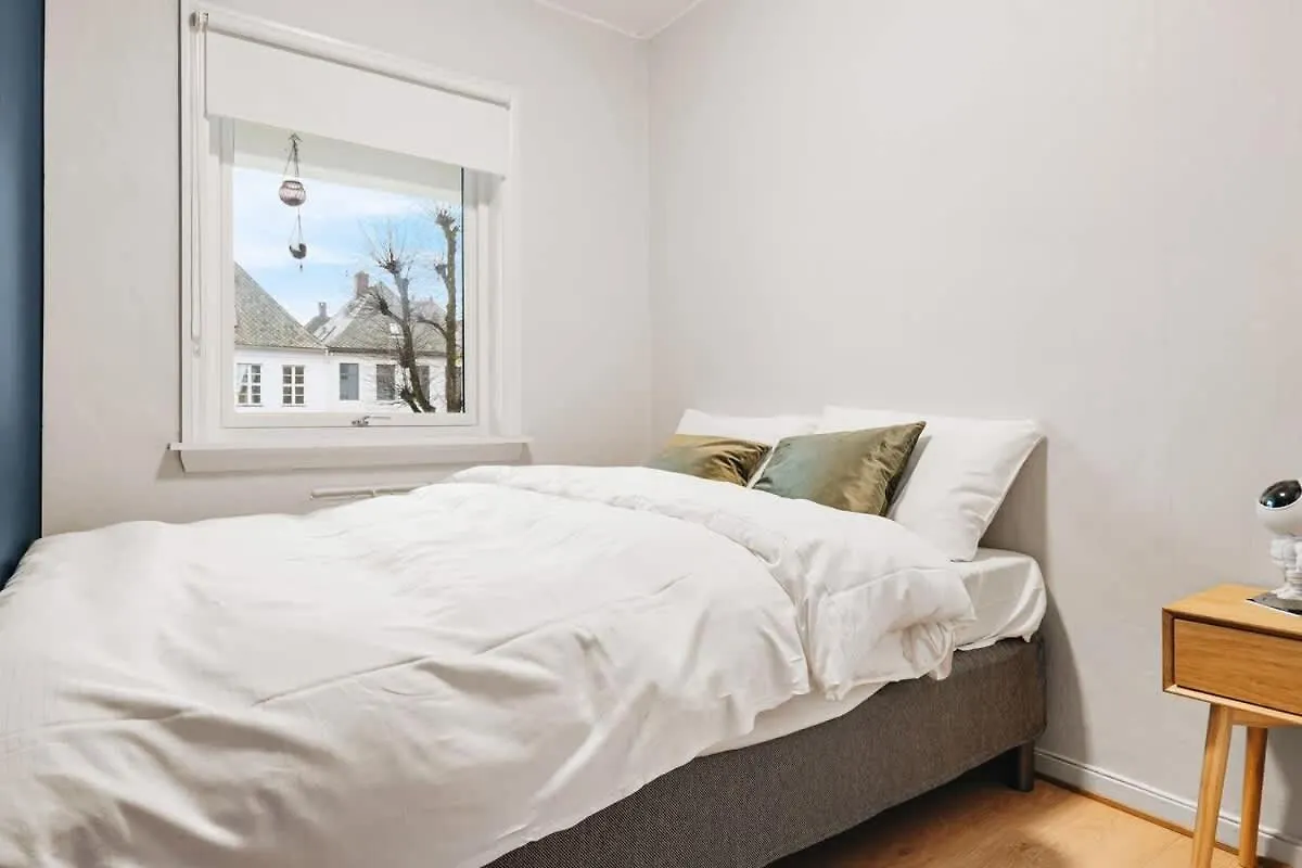 Dinbnb Apartments L Free Parking L 5 Min From Torget L Nearby Coast I Newly Furnished Bergen