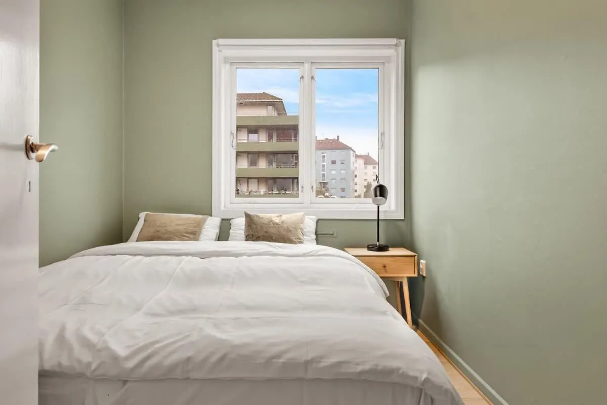 Dinbnb Apartments L Free Parking L 5 Min From Torget L Nearby Coast I Newly Furnished Bergen Norwegen